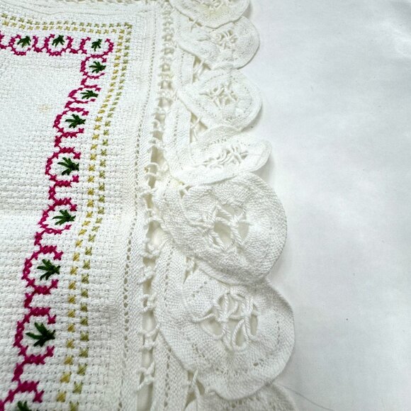 Weaved 100% Cotton Doily Cream White with Lace Edge Thick - Picture 3 of 5